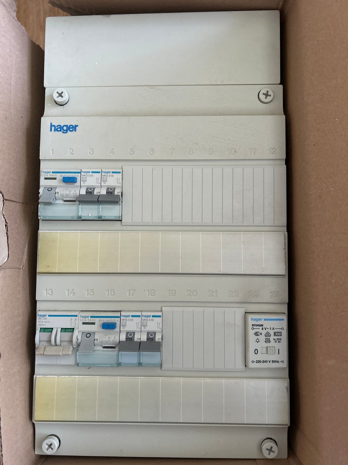 Hager Groepenkast met Aardlekschakelaars, Ophalen of Verzenden, Gebruikt, Hager, Groepenkast