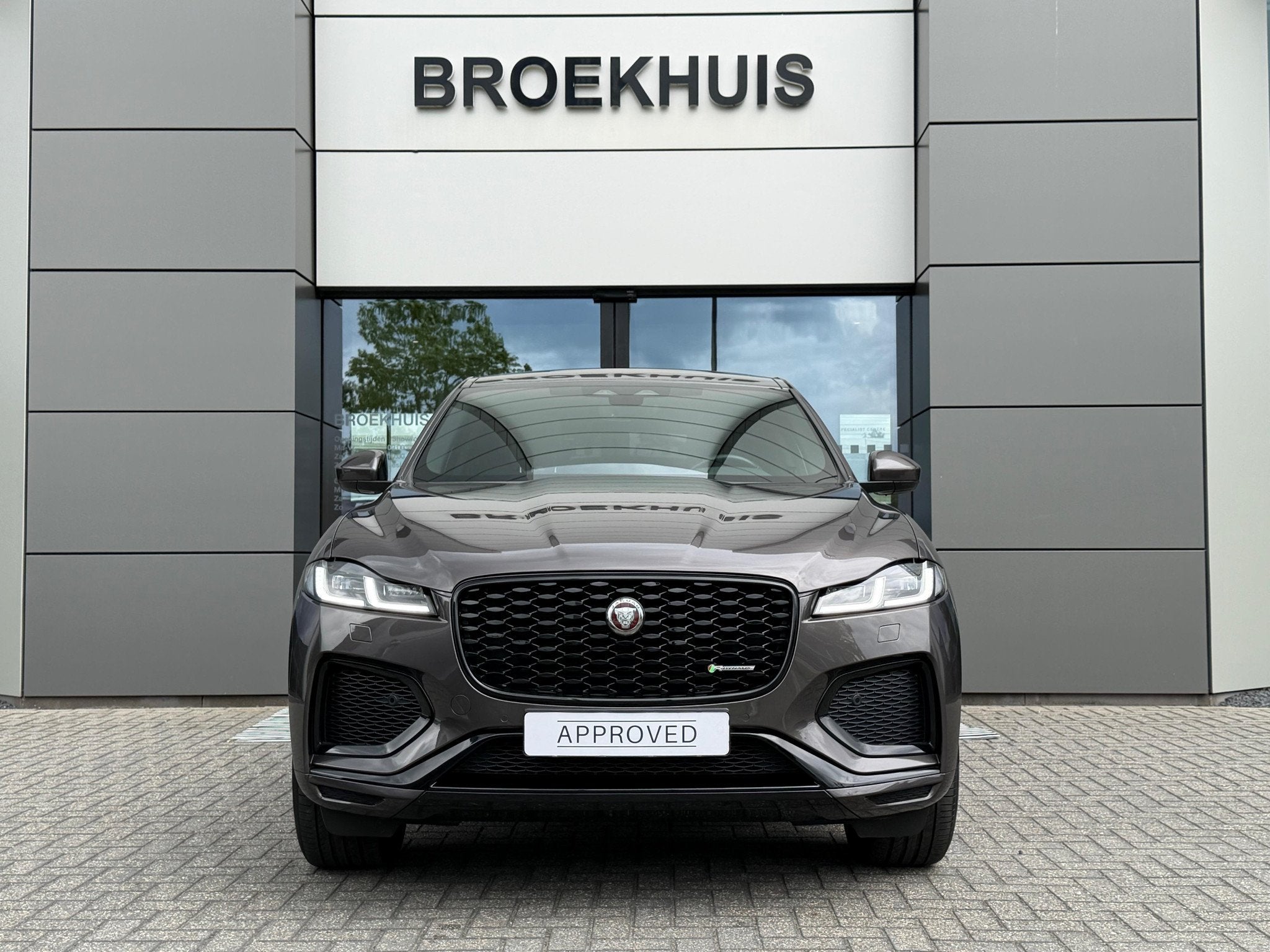 Jaguar F-PACE P400e PHEV R-Dynamic S, Auto's, Dealer onderhouden, 404 pk, Gebruikt, Euro 6