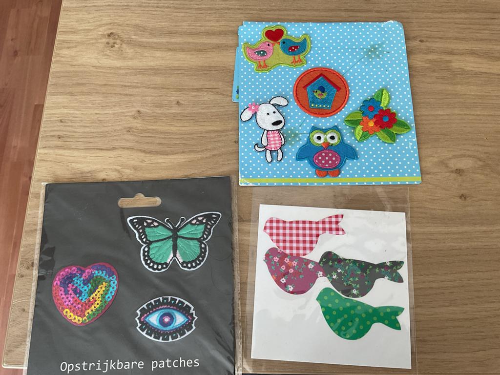 Leuke opstrijkbare patches, applicaties voor kleding 12 st, Ophalen of Verzenden, Zo goed als nieuw, Overige applicaties