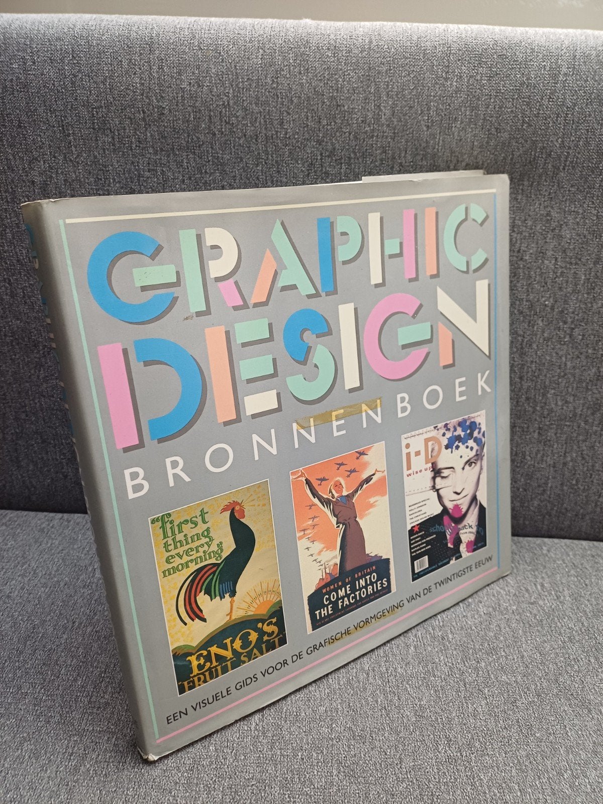 Graphic Design Bronnenboek - Grafische Vormgevin, Ophalen of Verzenden, Zo goed als nieuw, Overige onderwerpen, Philip B. Meggs