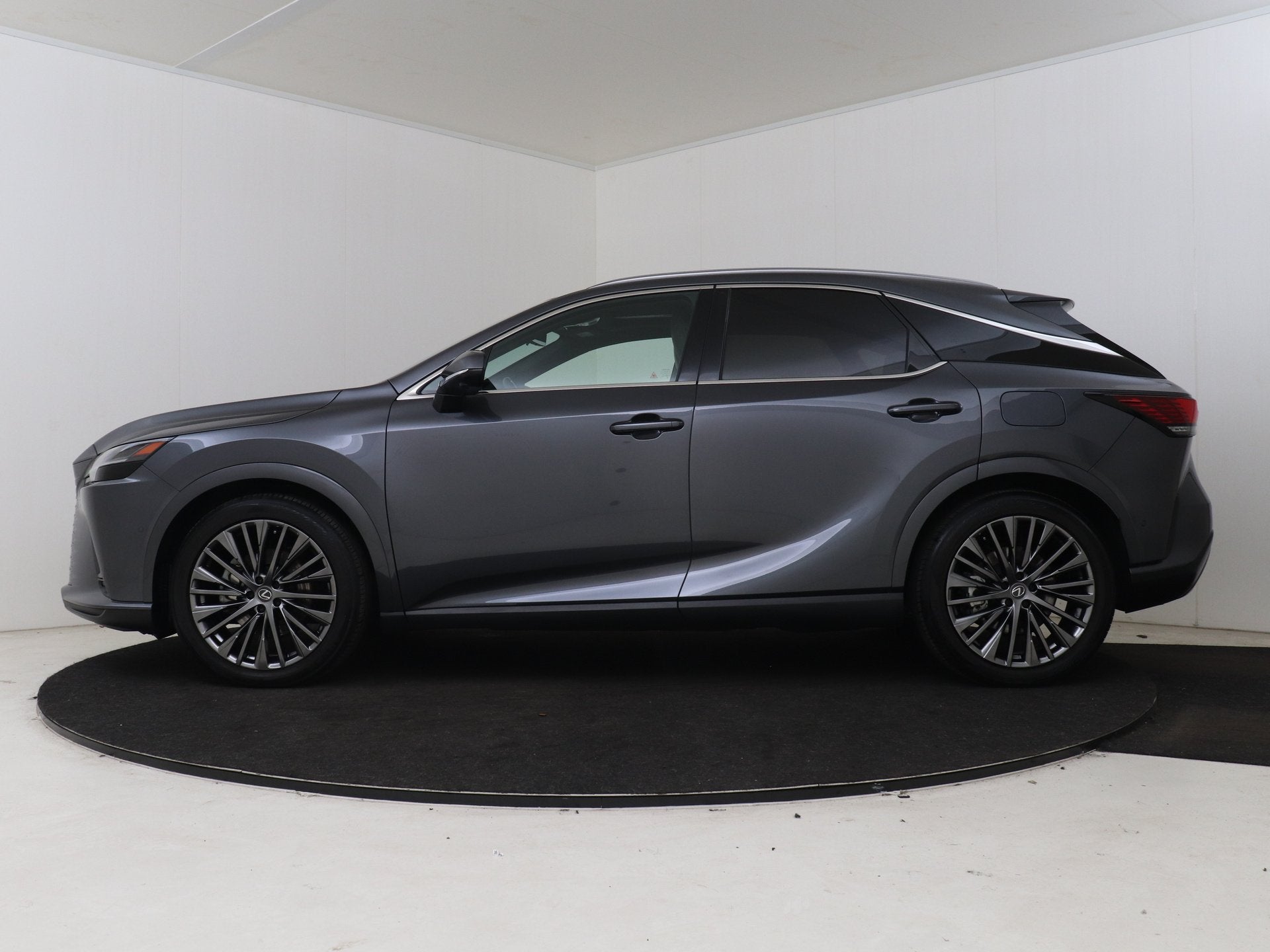 Lexus RX 450h+ Plug-in Hybrid President Line | Mark Levinson, Auto's, Gebruikt, Euro 6, 4 cilinders, Vierwielaandrijving