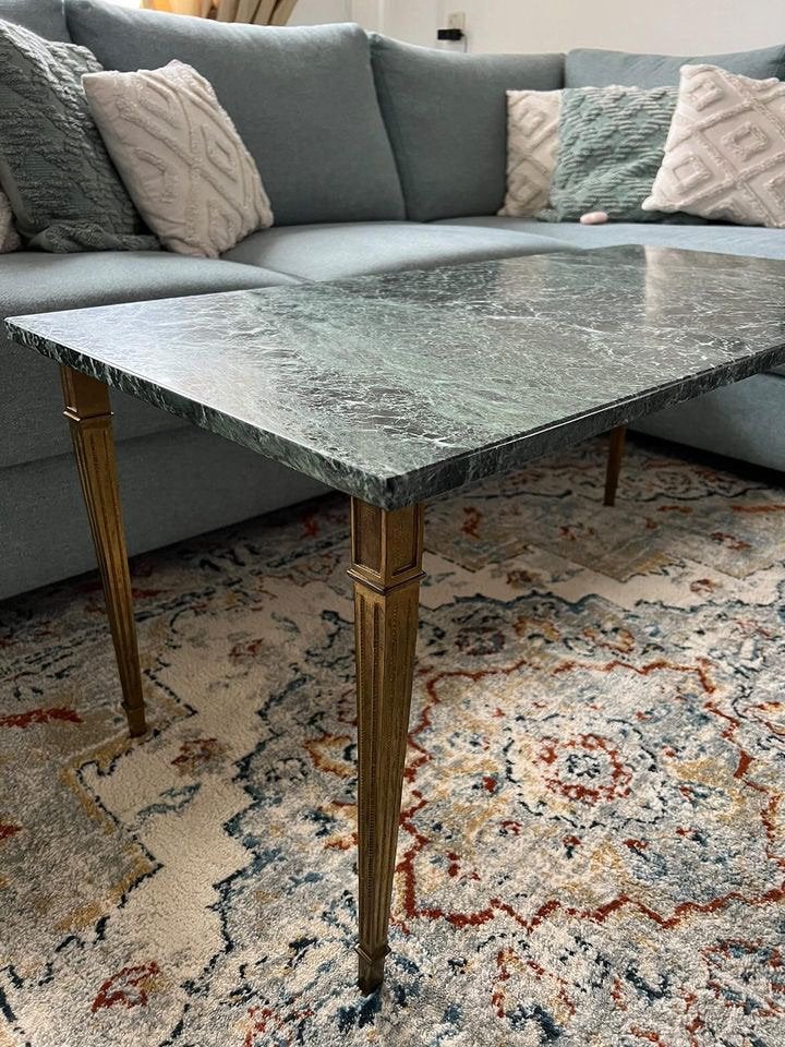 Luxe groene marmeren salontafel met messing onderstel, Ophalen, Gebruikt, Rond, 50 tot 100 cm