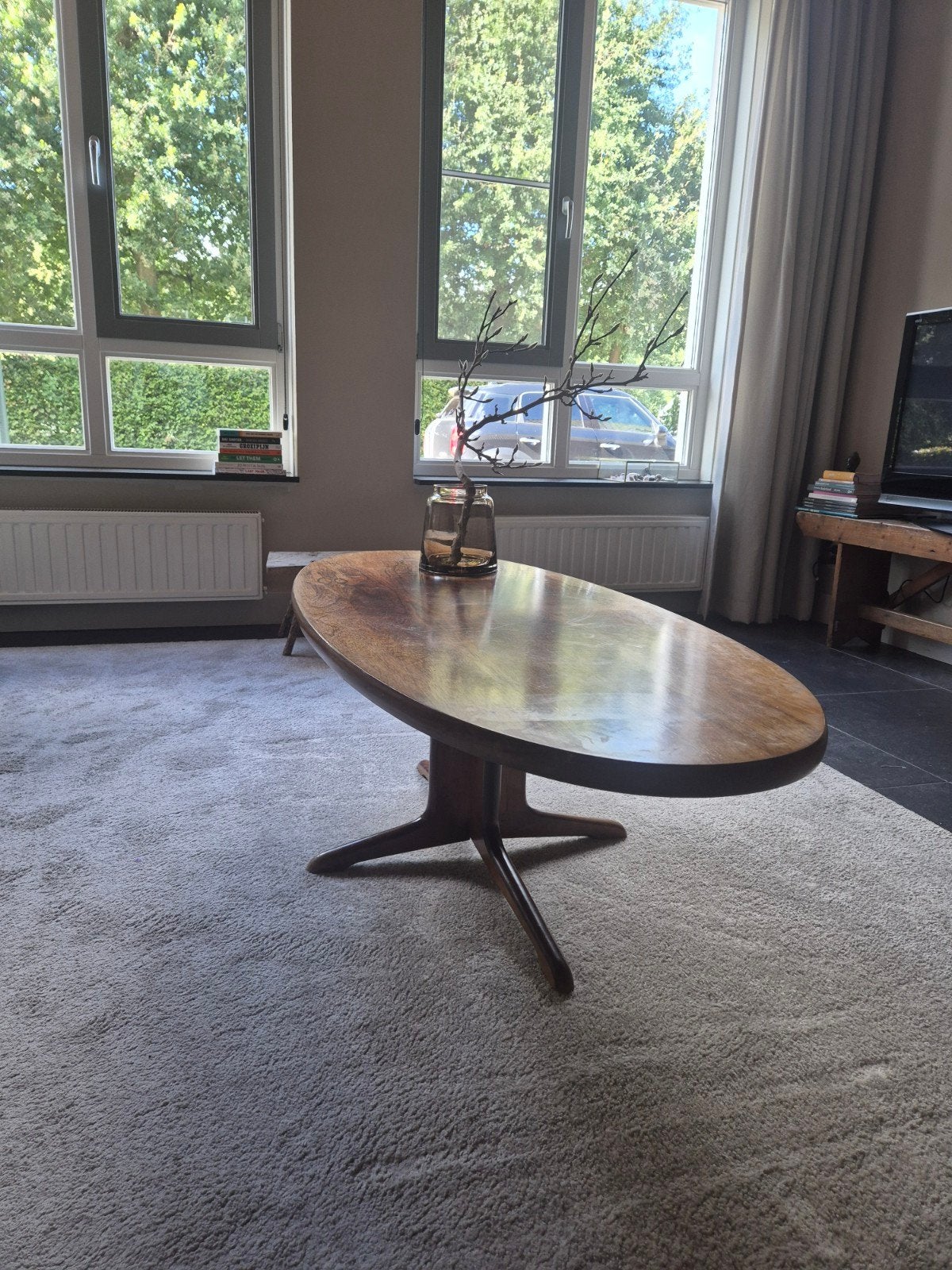 Vintage  salontafel ovaal massief pallissander, Ophalen, 100 tot 150 cm, Vintage, 50 tot 100 cm