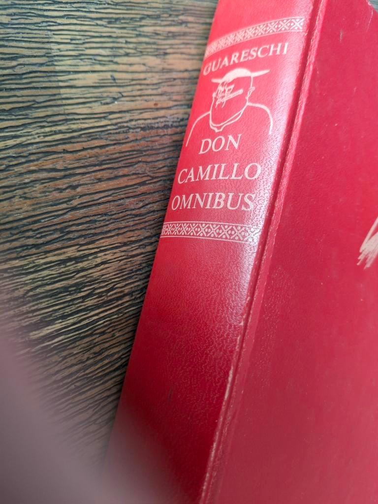 Don Camillo Omnibus - Giovanni Guareschi, Ophalen of Verzenden, Gelezen, Giovanni Guareschi, Europa overig