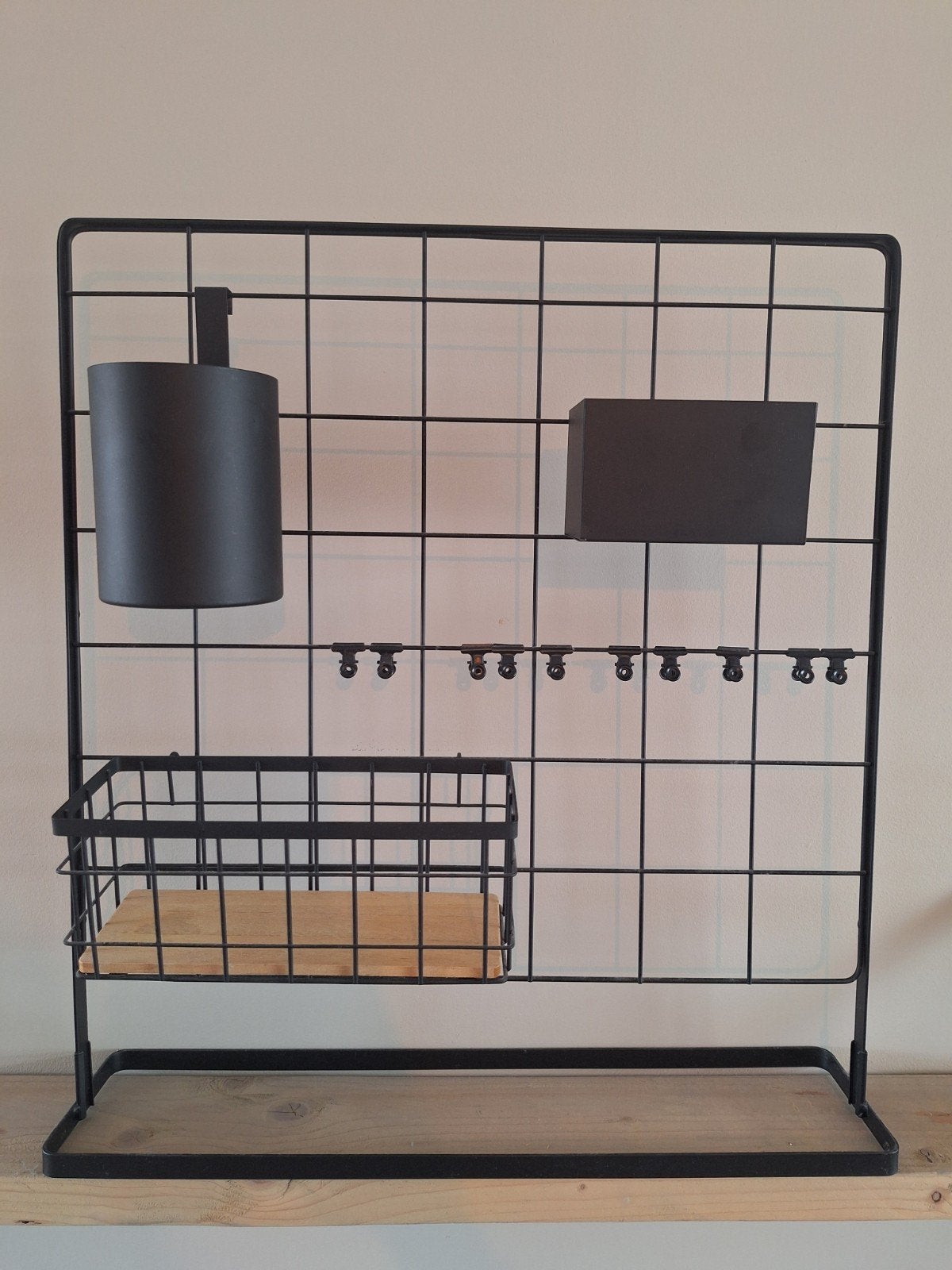 Bureau organizer, Ophalen