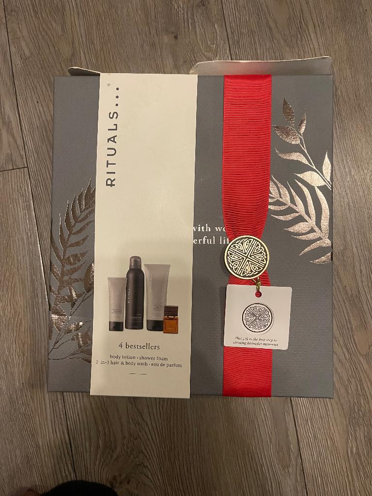 Luxe cadeausets Rituals / verzorgingssets nieuw €20 per stuk, Ophalen of Verzenden, Nieuw, Bad & Douche