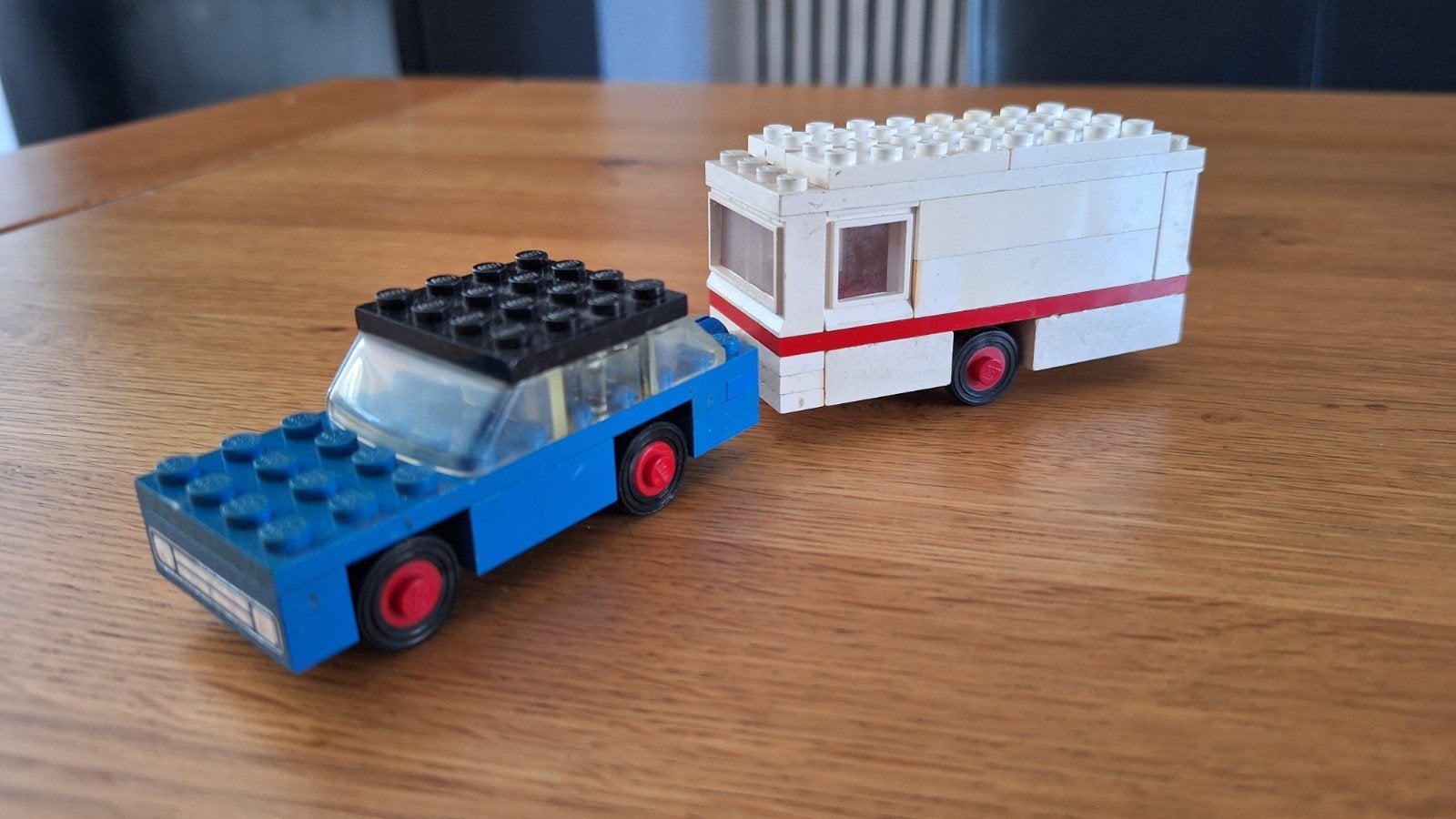 Vintage LEGO auto met caravan, Ophalen of Verzenden, Gebruikt, Overige merken