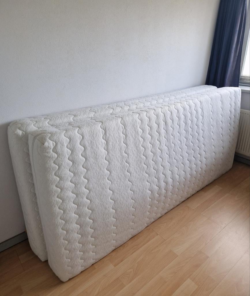 Gratis 2 super goeie matrassen, Ophalen, Gebruikt, 90 cm, Eenpersoons