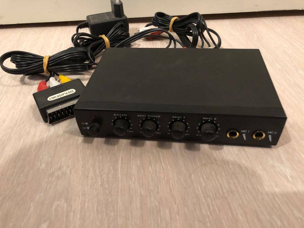 KARAOKESET, Audio, Tv en Foto, Karaoke-apparatuur, Ophalen of Verzenden, Zo goed als nieuw, Complete set