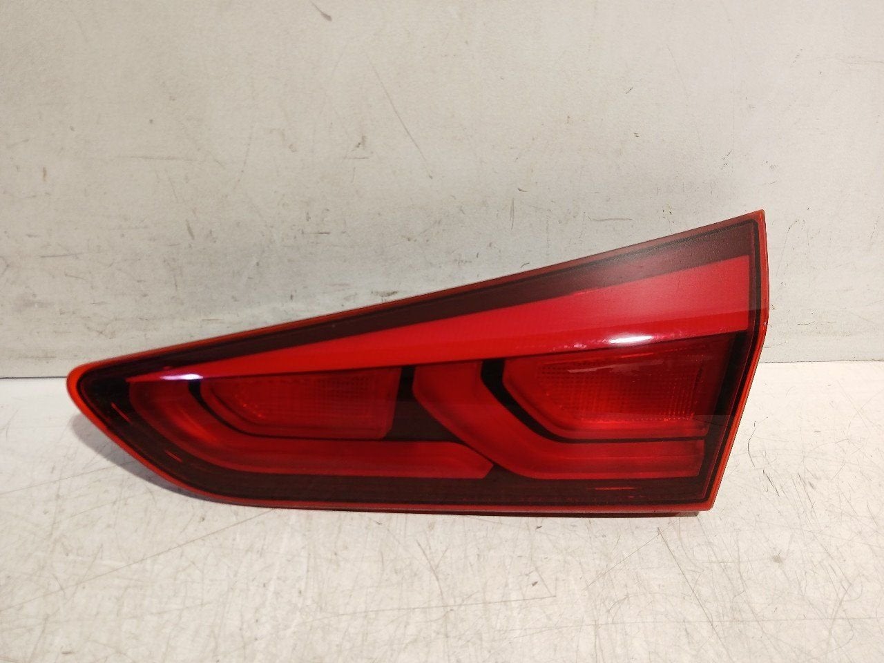 Achterlicht kofferdeksel achterklep rechts Hyundai i20, Onderdelen@venauto.nl, Van der Ven Autorecycling B.V., Gebruikt, Ettenseweg 76, 4706 PB Roosendaal, The Netherlands
