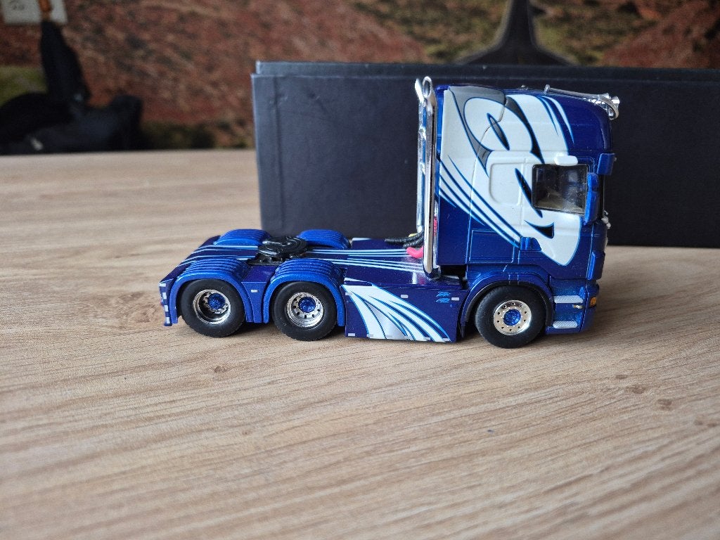 WSI Scania R Topline T. Hedberg  Dikke ShowTruck., Hobby en Vrije tijd, Ophalen of Verzenden, Nieuw, Bus of Vrachtwagen, Wsi