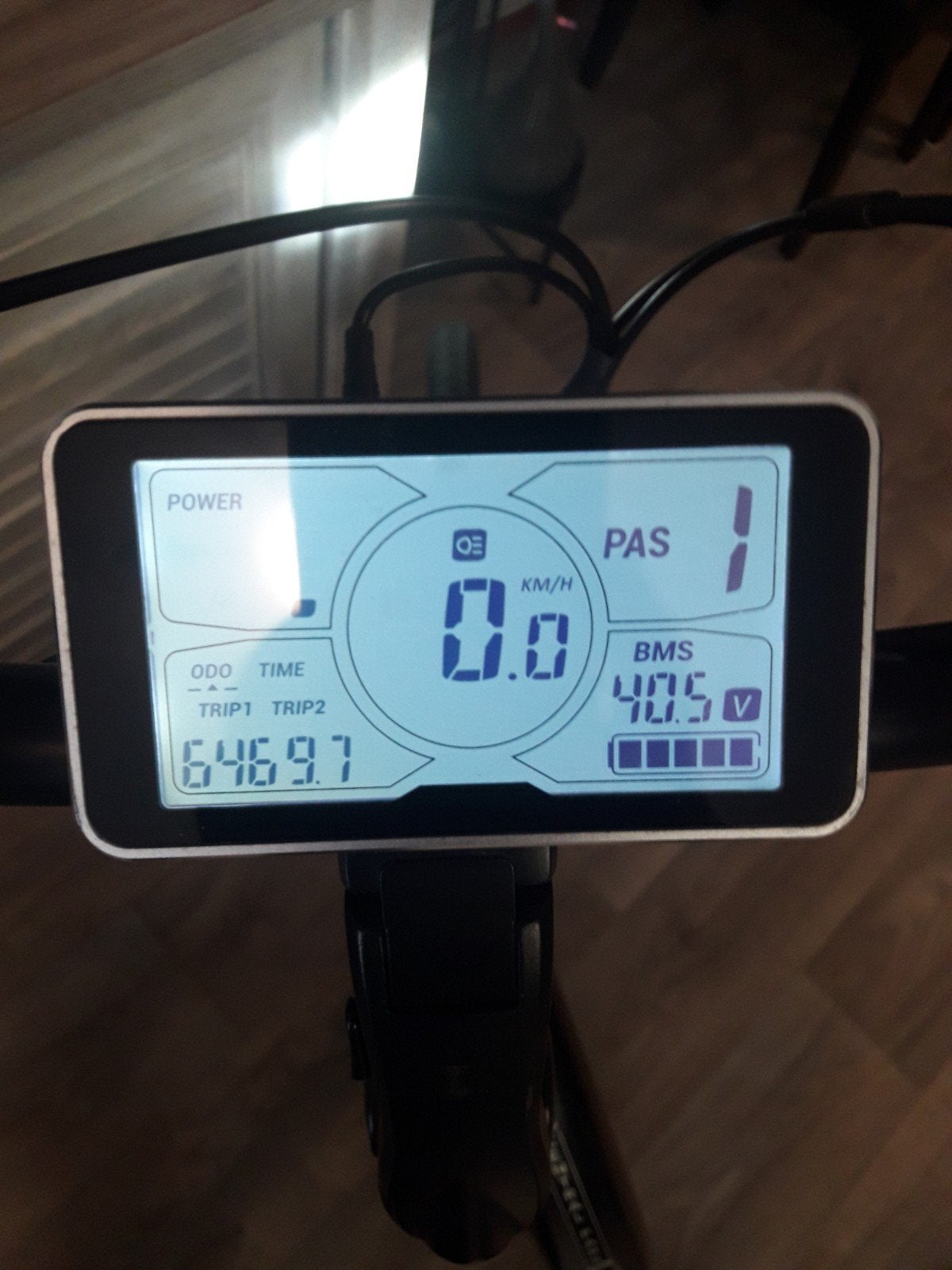 RIVEL elektrische fiets MIDDENMOTOR., Ophalen, Zo goed als nieuw