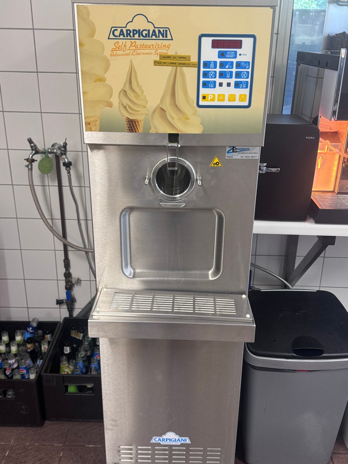 Carpigiani Self Pasteurizing IJsmachine, Ophalen, Gebruikt, Bakkerij en Slagerij