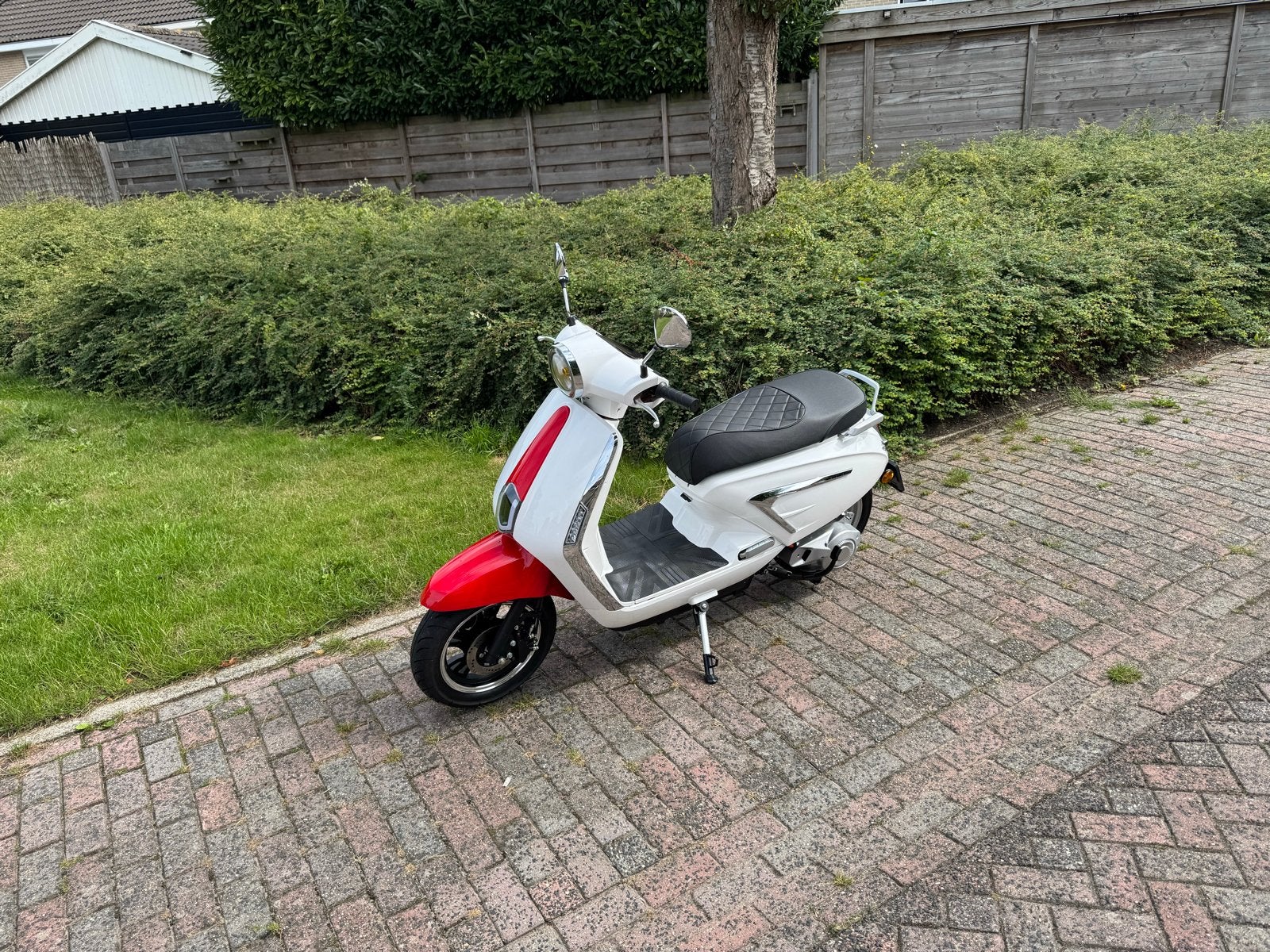 Yashixin Swagger motor scooter elektrisch, Ophalen, Zo goed als nieuw