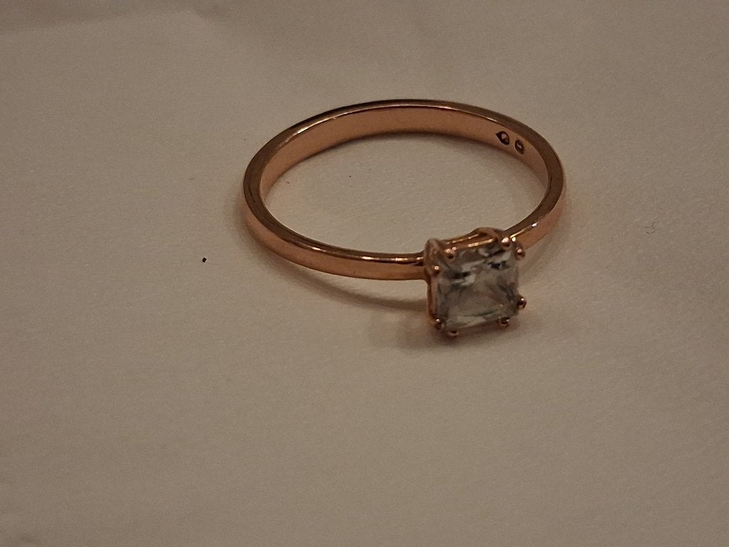 vintage ring, Verzenden, Overige materialen, Ring, Met edelsteen