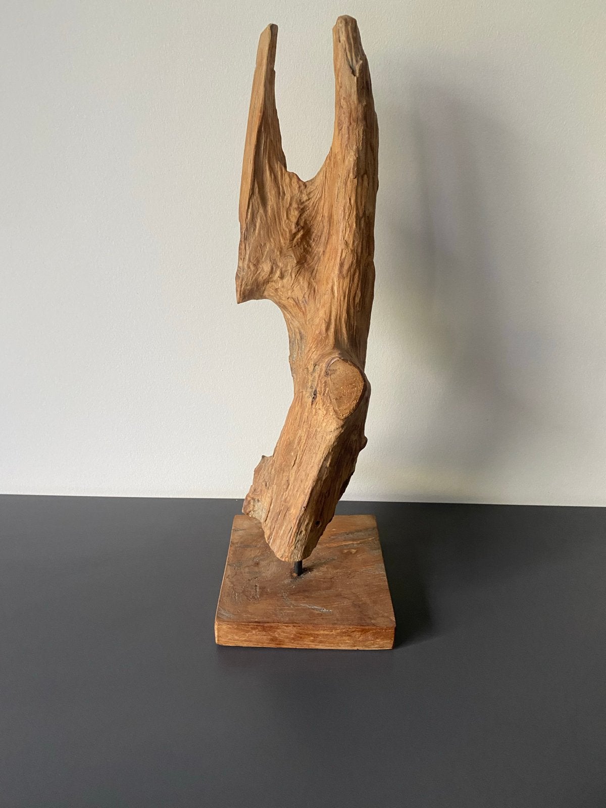 Unieke Teakhouten Sculptuur op Sokkel - Abstracte Kunst, Antiek en Kunst, Handgemaakt, Beeld, Bruin, Azië