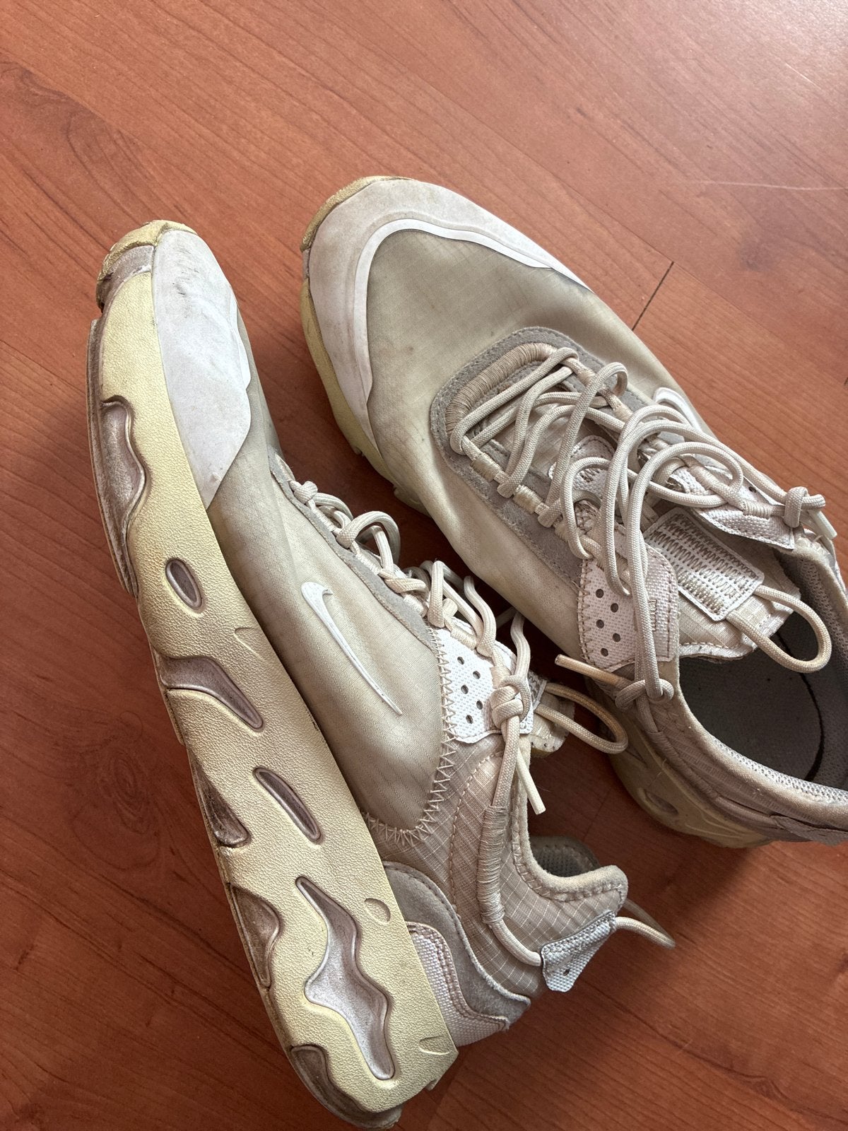 Nike sneakers maat 43 - Gedragen, kunnen nog mee, Ophalen of Verzenden, Gedragen, Sneakers of Gympen