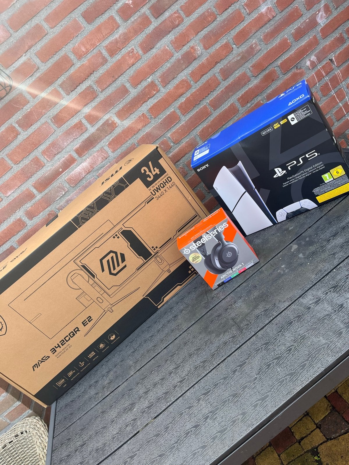 PS5 Digital Edition met MSI MAG 342CQR E2 Monitor, Spelcomputers en Games, Ophalen of Verzenden, Zo goed als nieuw
