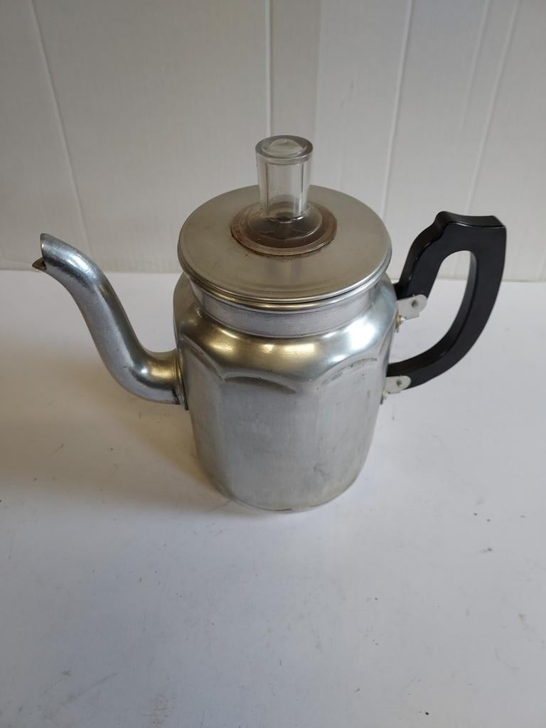 Oude koffiepot aluminium, Ophalen of Verzenden
