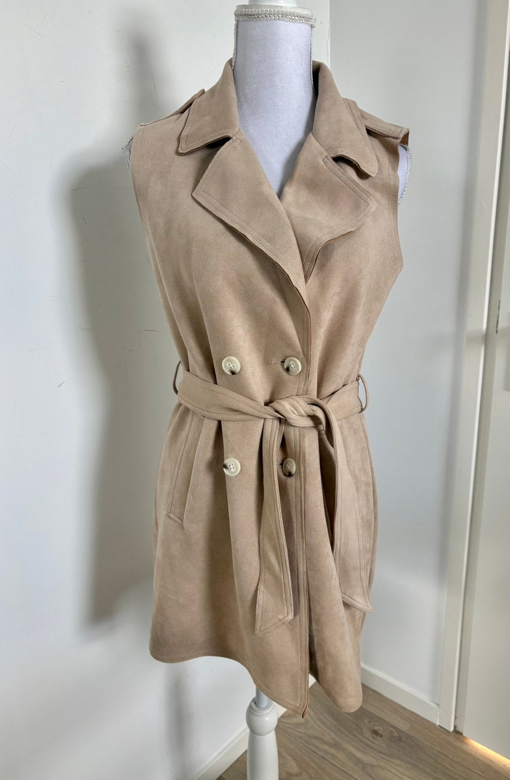 beige mouwloos gilet van faux-suède - Cotton Club - maat S, Ophalen of Verzenden, Nieuw, Maat 36 (S), Beige