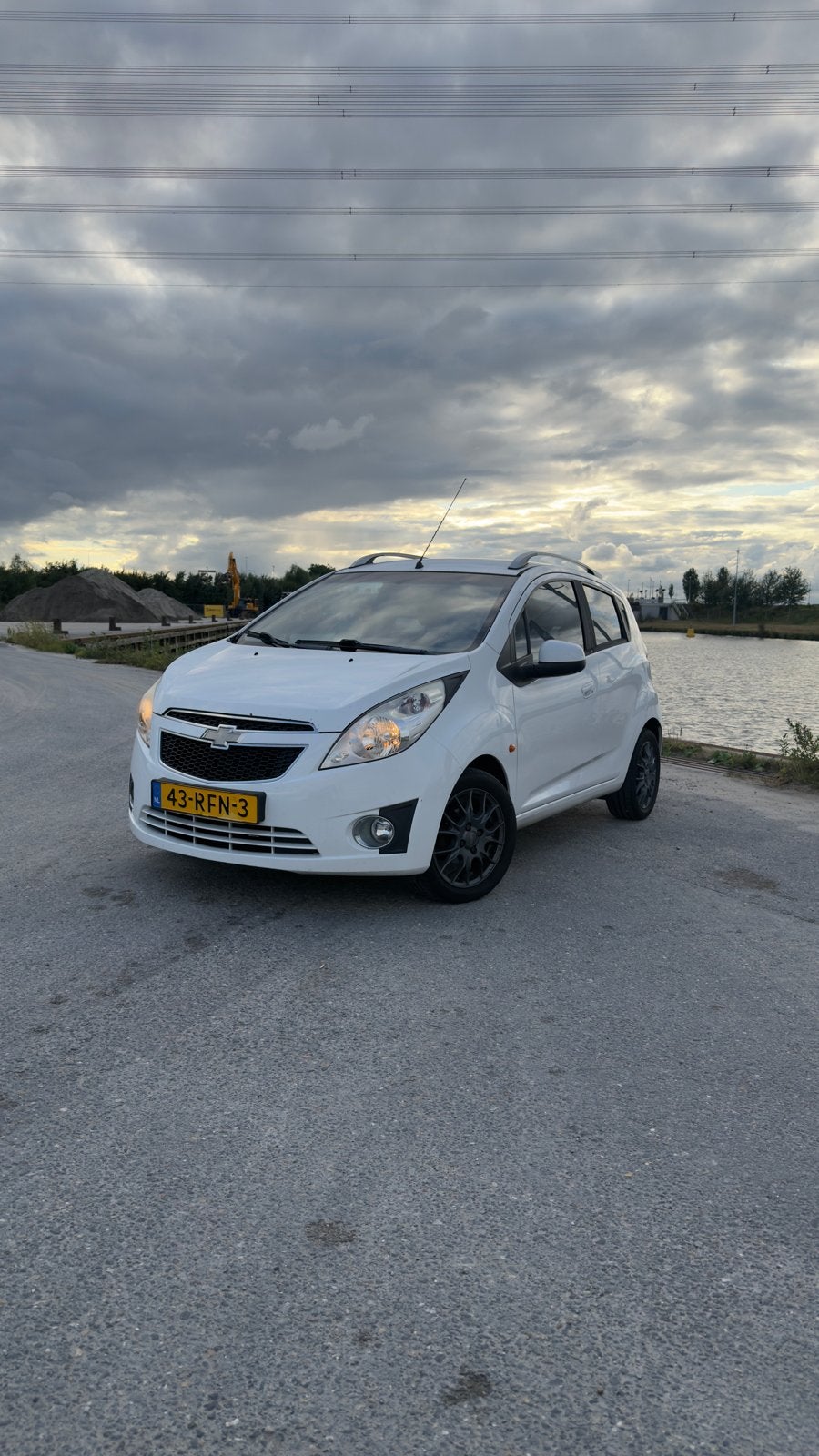 Chevrolet Spark 1.0 2011 Wit NIEUWE APK!!!!, Auto's, Voorwielaandrijving, 839 kg, 4 cilinders, Origineel Nederlands