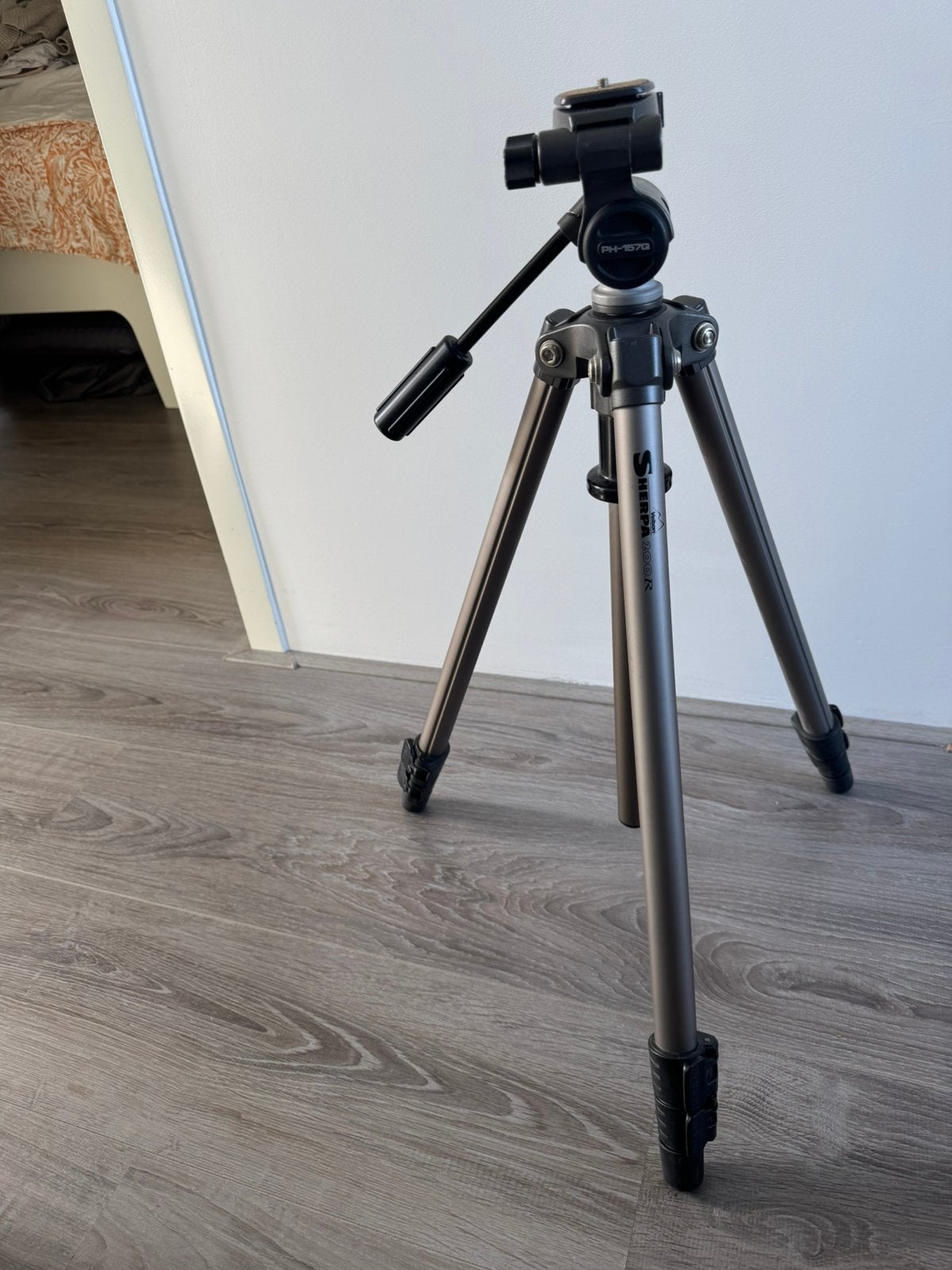 Velbon Sherpa 200R statief met PH-127Q balhoofd, Ophalen, Gebruikt, Velbon, Driepoot