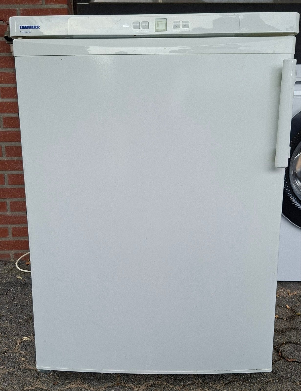 Liebherr Premium vriezer met 4 lades, Gebruikt, 100 tot 150 liter, Met aparte vriezer, 45 tot 60 cm
