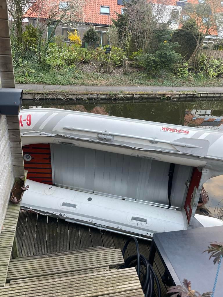 Rubberboot Suzumar 390 met aluminium bodem en 2 houten bankj, Ophalen, Gebruikt