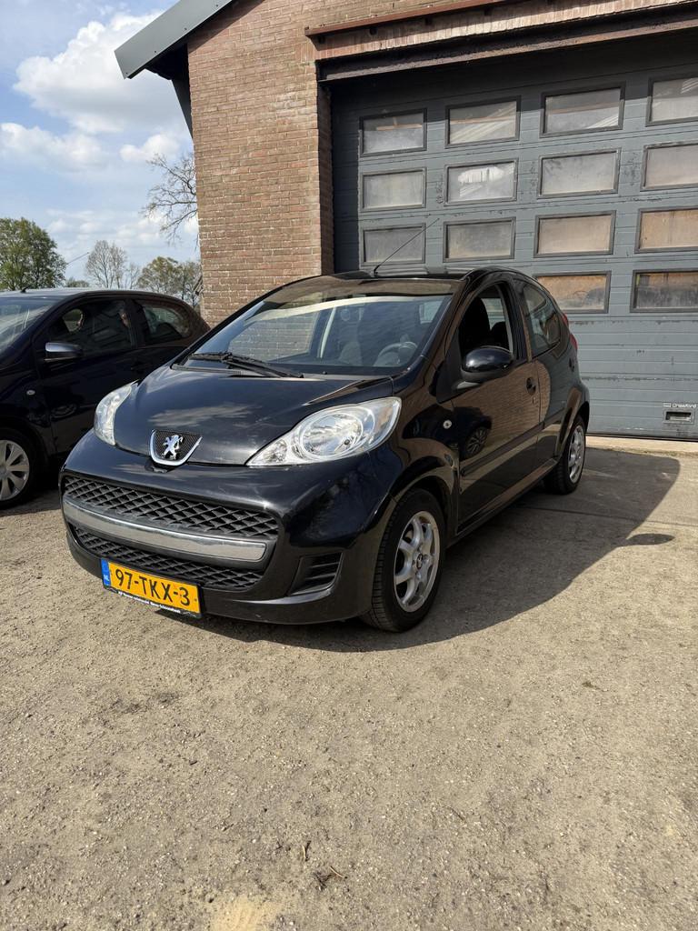 Peugeot 107 1.0-12V XS 5DRS/Airco/NAP, Voorwielaandrijving, Euro 5, Stof, Gebruikt