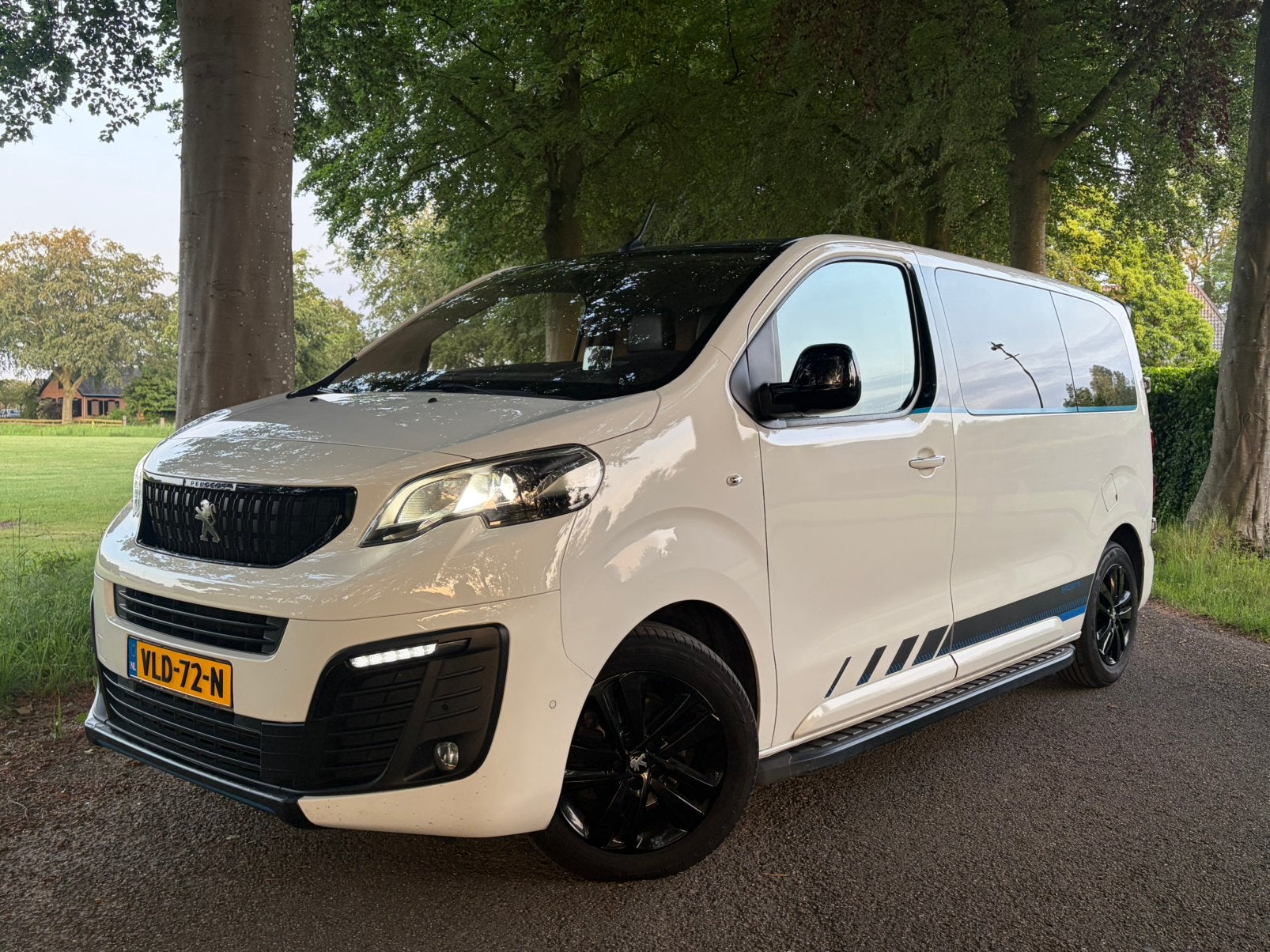 Peugeot Expert sport 2.0 Marge BlueHdi 2021 180pk, 4 cilinders, Wit, 1656 kg, Diesel