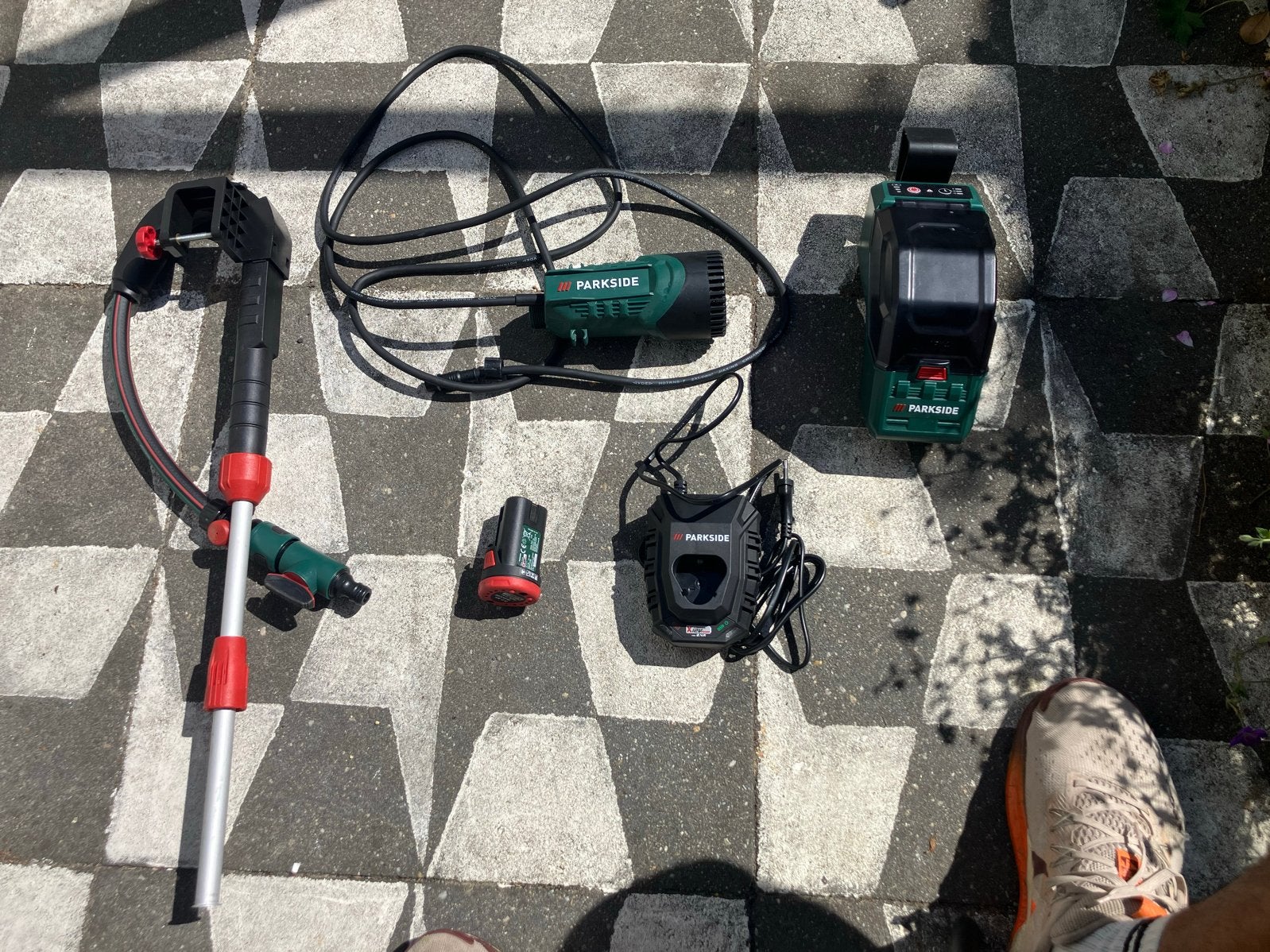 Parkside 12V Accu-Regentonpomp - Zo goed als nieuw, Ophalen of Verzenden, Zo goed als nieuw, Accu, Regentonpomp