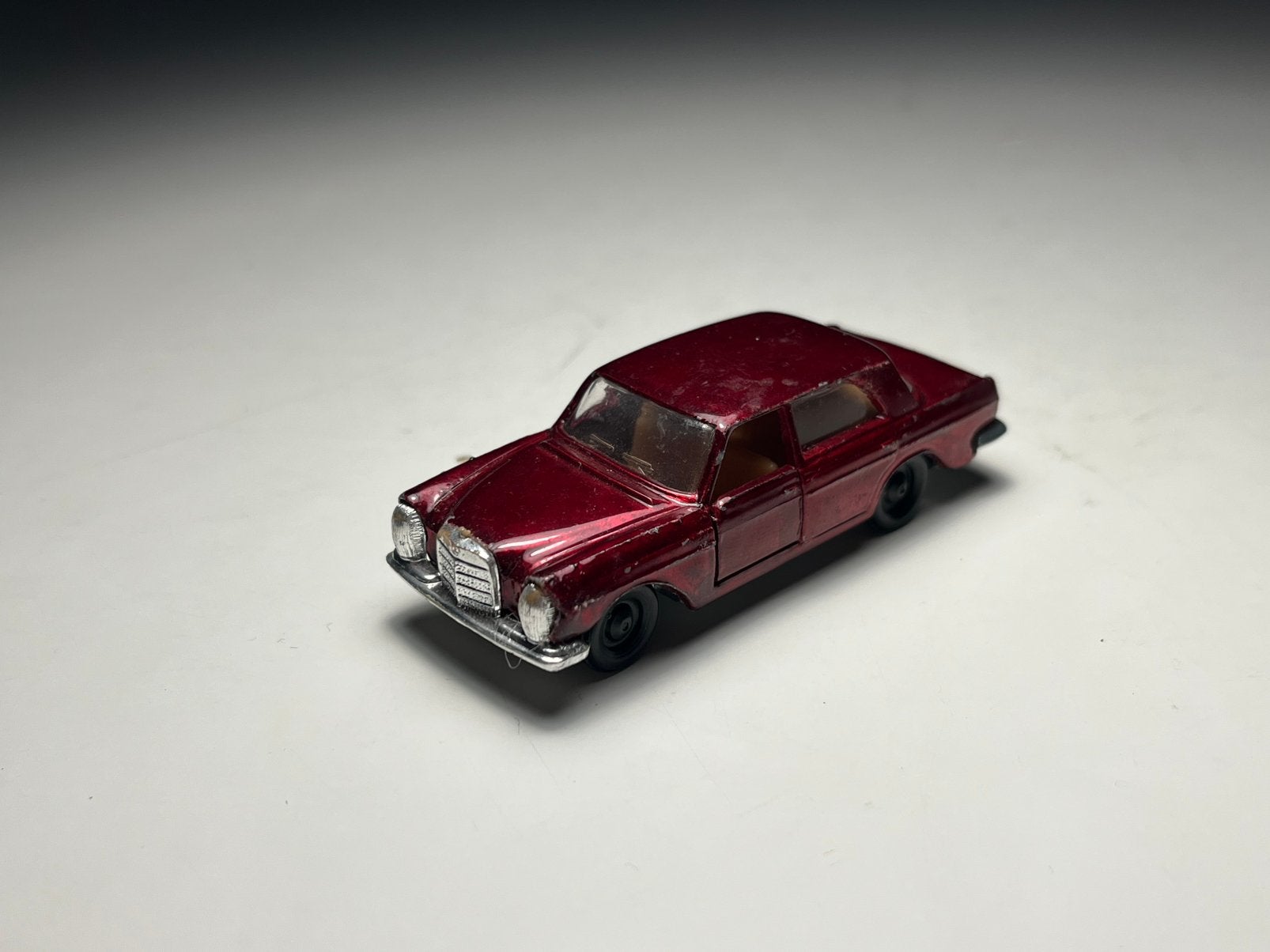 Majorette - Mercedes-Benz 280 SE - Schaal 1:65, Ophalen of Verzenden, Zo goed als nieuw, Auto