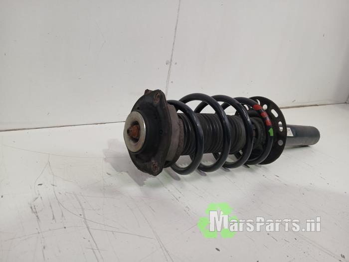 Schokdemperpoot links-voor van een Volkswagen Caddy, Gebruikt, -, Volkswagen, -