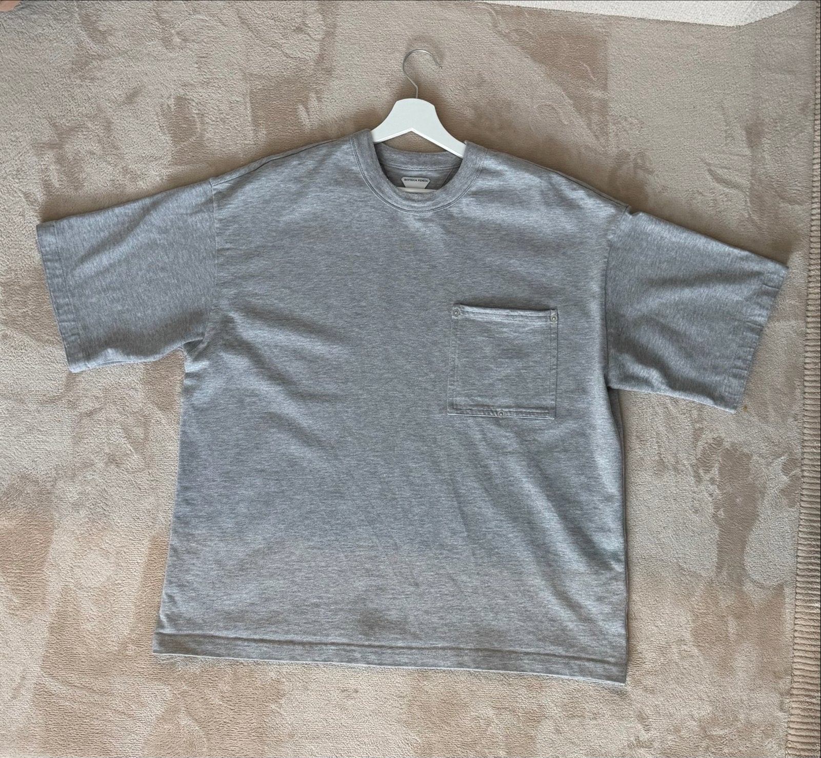 Bottega Veneta T-shirt Grijs Maat M, Ophalen of Verzenden, Zo goed als nieuw, Maat 48/50 (M), Grijs