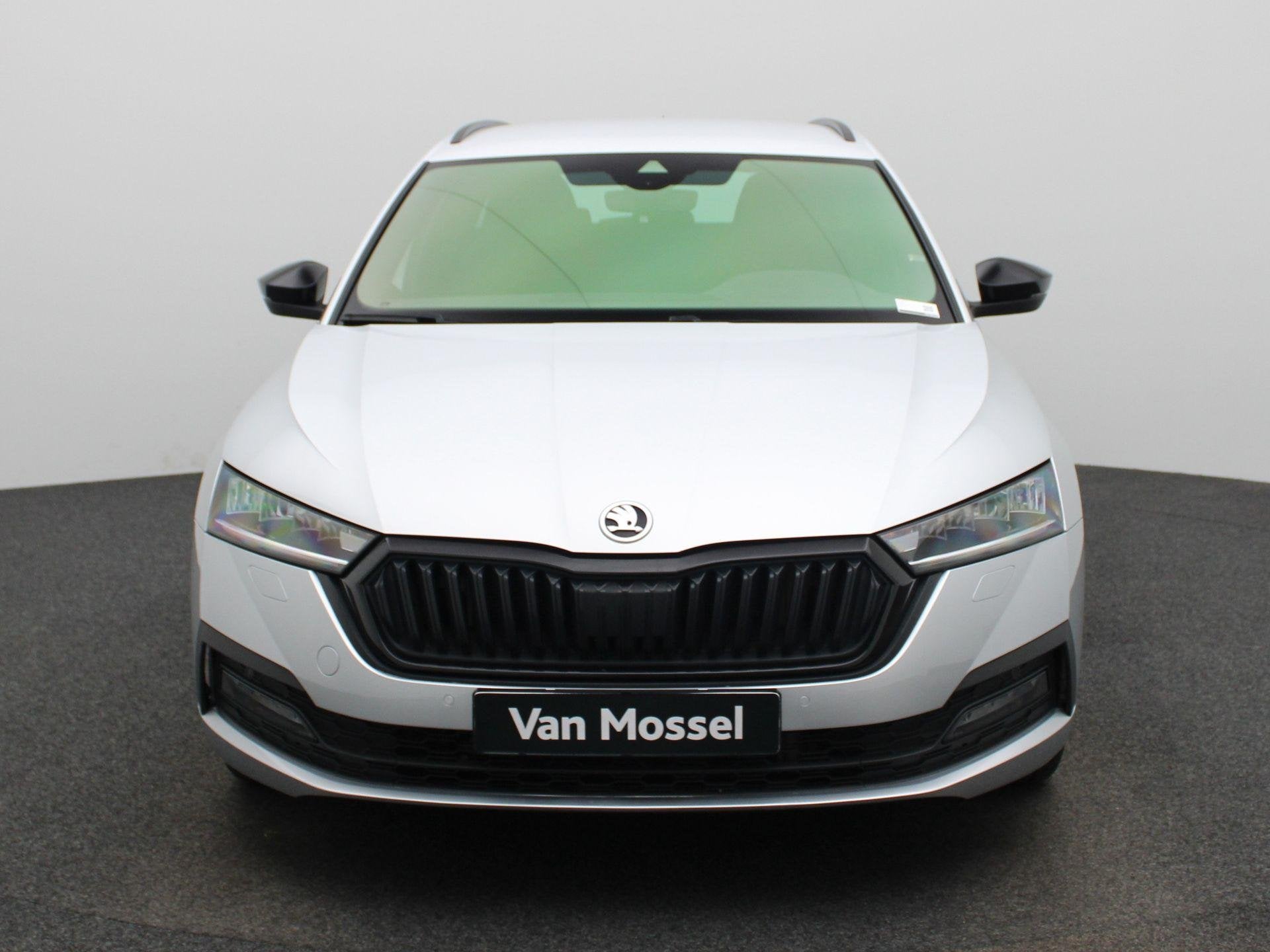 Skoda Octavia Combi 2.0 CRTDI 110kW DSG7 Clever | Automaat |, Auto's, 12 maanden, Gebruikt, 4 cilinders, Automatische klimaatregeling