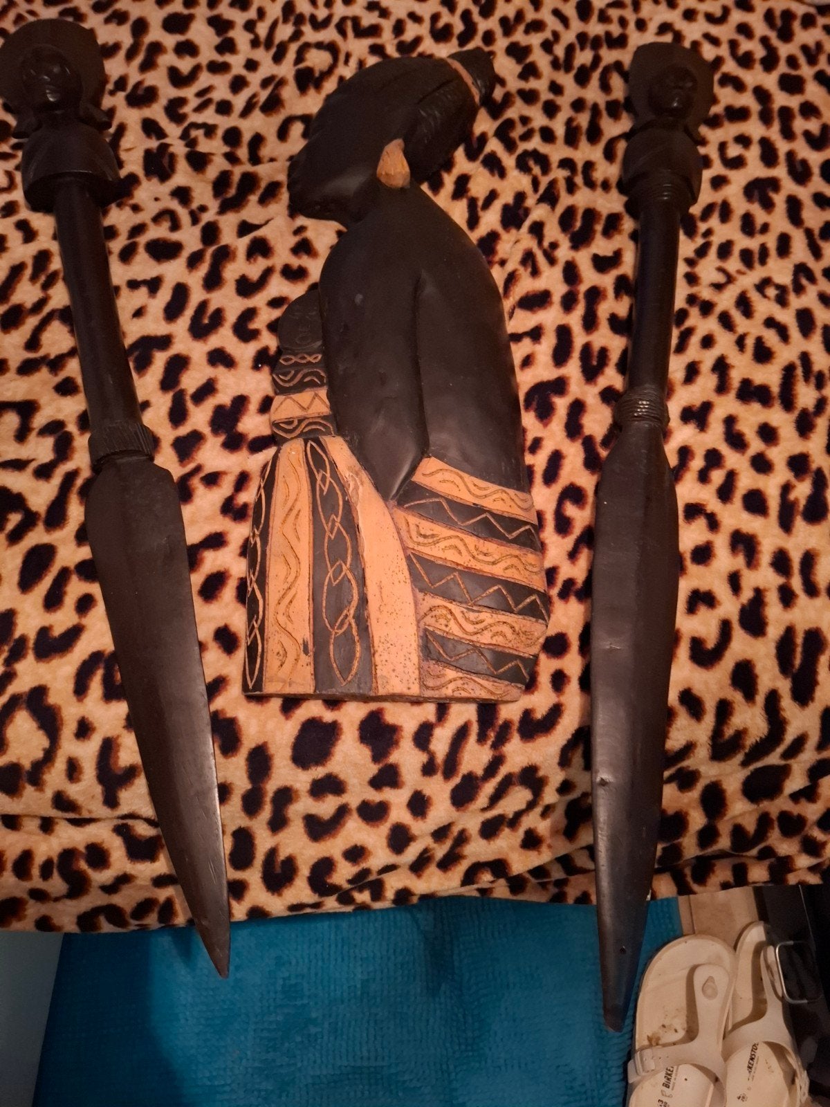Afrikaanse vrouw met twee zwaarde, Kleding | Dames, Ophalen of Verzenden, Zo goed als nieuw