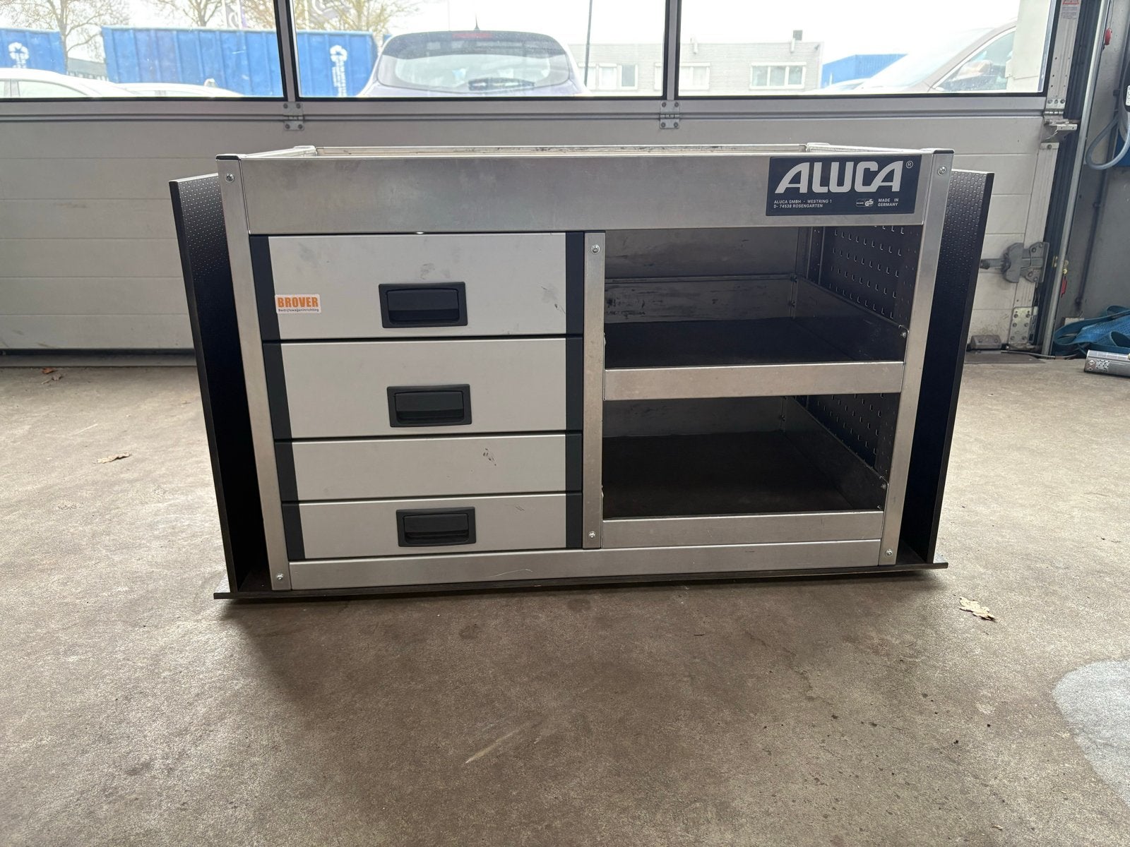 Aluca Bedrijfswageninrichting met Laden en Vakken, Ophalen of Verzenden, Zo goed als nieuw