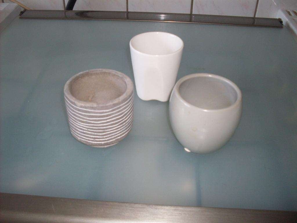 wegens emigratie 3 nieuwe sier mini plantjes potjes, Ophalen, Rond, Aardewerk, Binnen