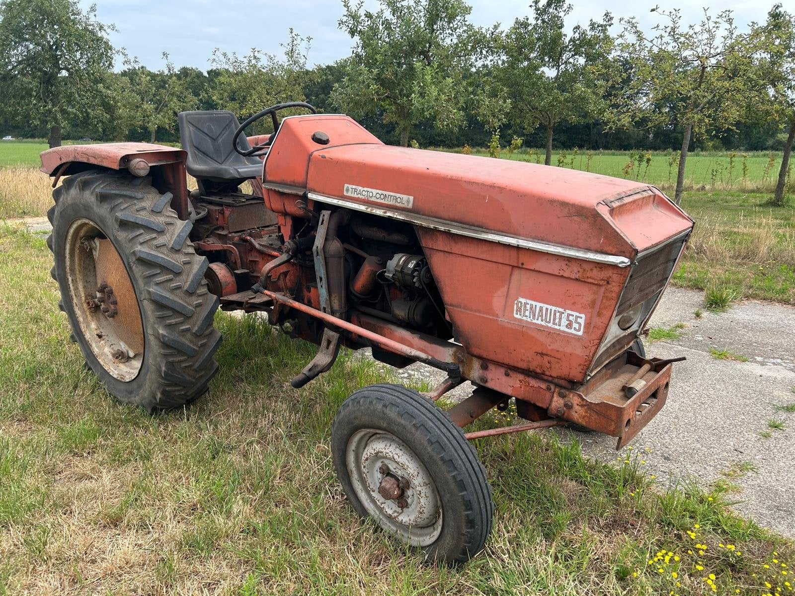 Renault 55 Tractor, Zakelijke goederen, Agrarisch | Tractoren, Ophalen, Gebruikt, Renault, 2500 tot 5000