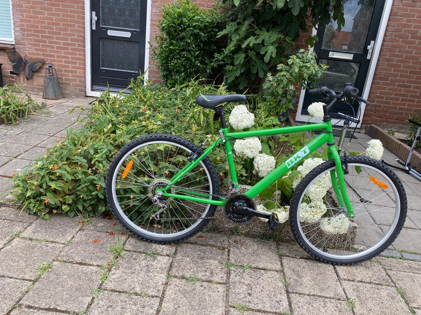 Groene B'TWIN mountainbike - nieuw, Fietsen en Brommers, Gebruikt, 26 inch, Velgrem, Meer dan 20 versnellingen