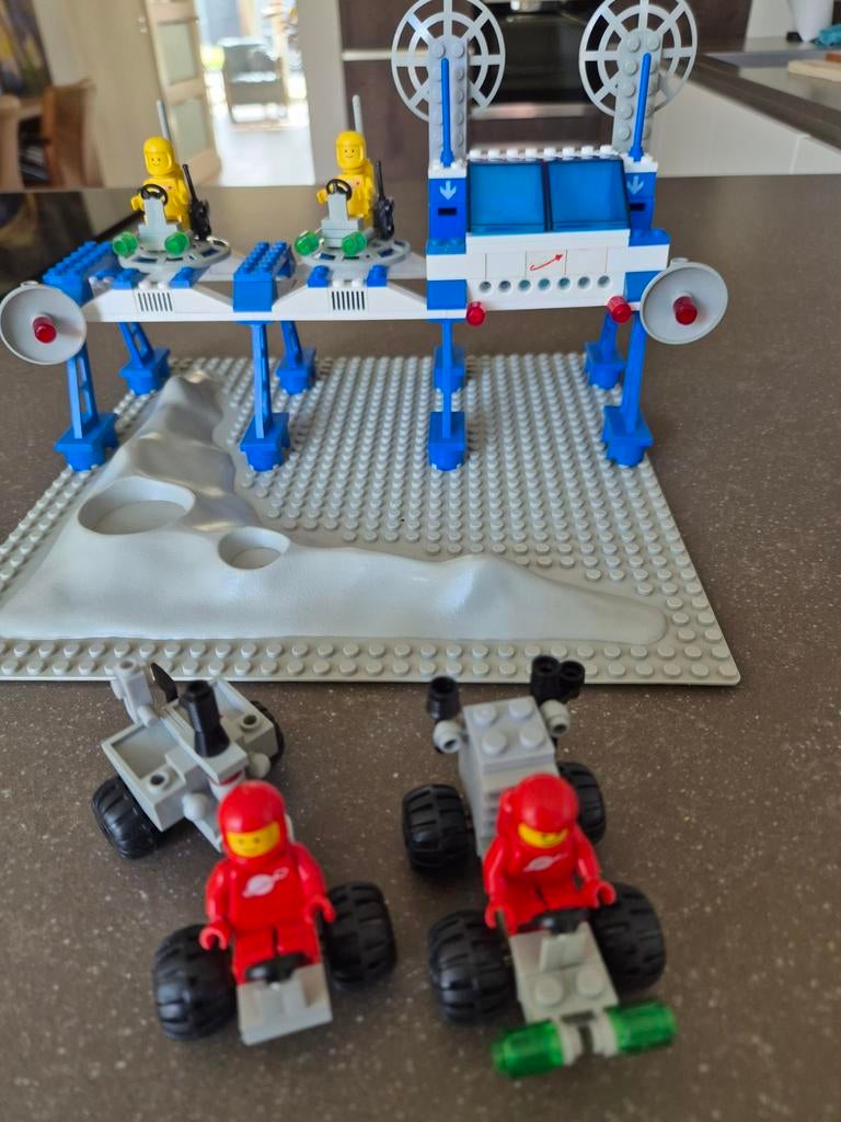 Vintage Lego ruimtestation nr. 6930 met bouwbeschrijving, Kinderen en Baby's, Speelgoed | Duplo en Lego, Ophalen of Verzenden