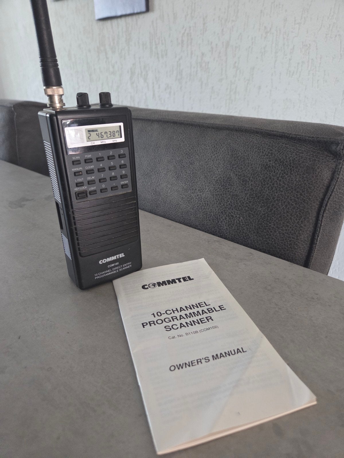 CommTel COM102 10-kanaals programmeerbare scanner, Ophalen, Gebruikt, Minder dan 30 kanalen, Draagbaar