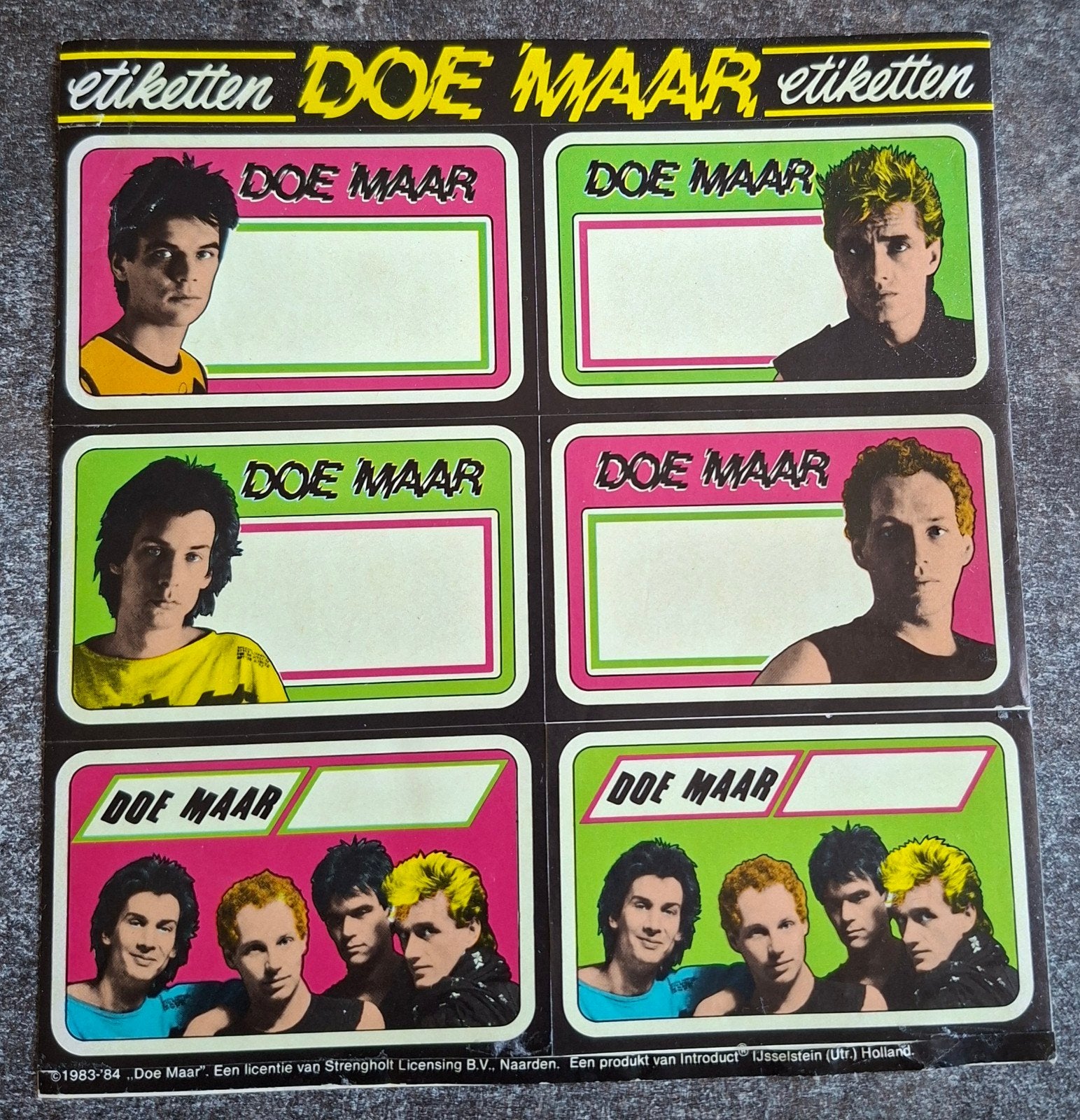 1 vel Doe Maar schooletiketten ( 1984), Verzamelen, Muziek, Artiesten en Beroemdheden, Ophalen of Verzenden, Boek, Tijdschrift of Artikel