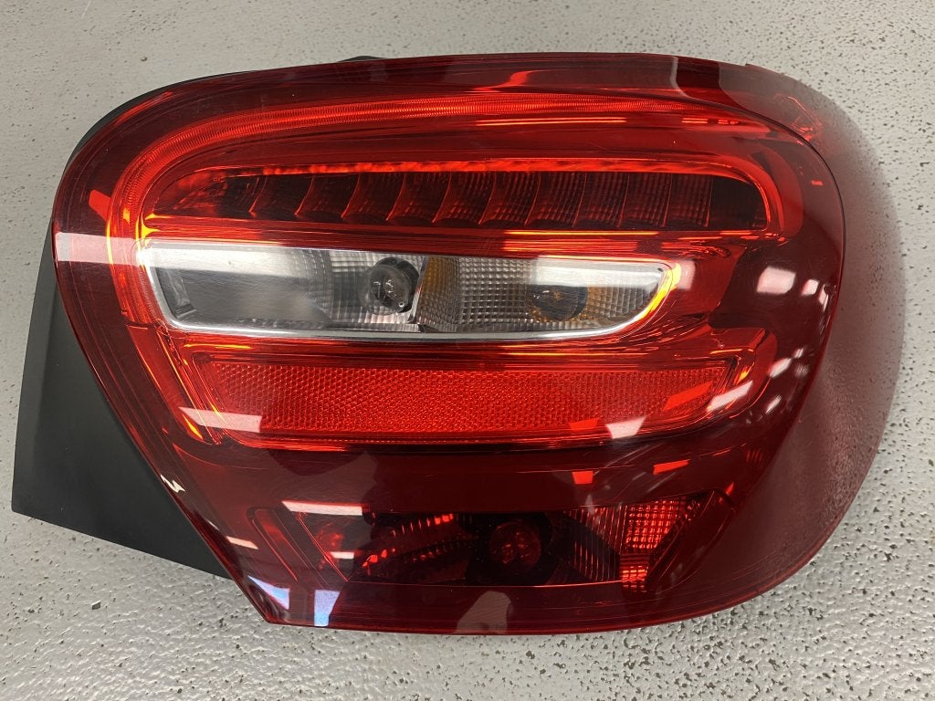 Rechts Achterlicht W176 A Klasse geen Led 2017 Face Lift, Niet ingevuld, Gebruikt, Mercedes-Benz, Niet ingevuld