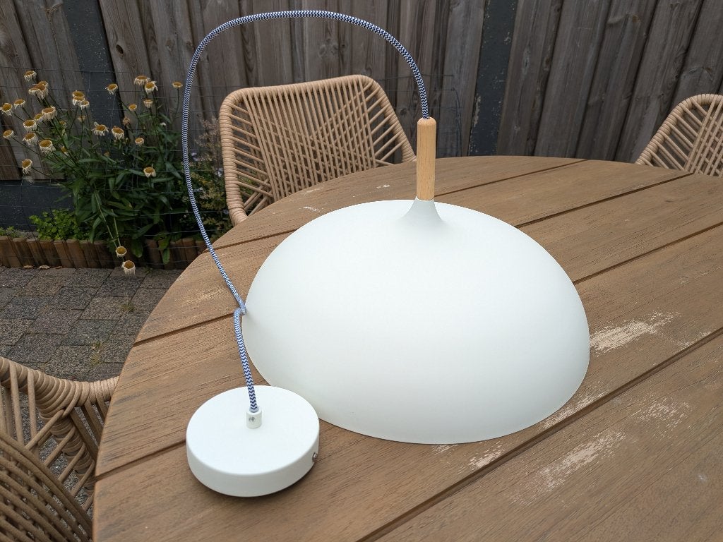 Design witmetalen hanglamp, Huis en Inrichting, Lampen | Hanglampen, Ophalen, E27 (groot), Zo goed als nieuw, Modern