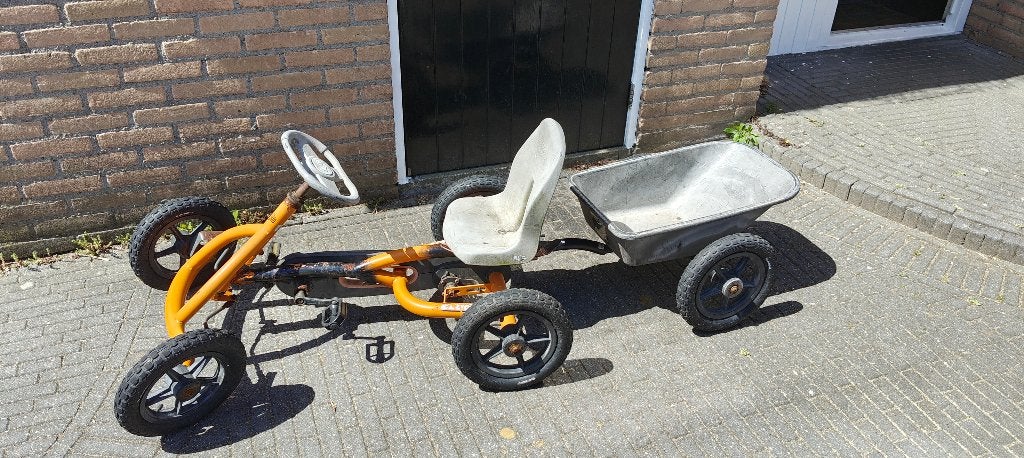 Berg Skelter Oranje met aanhanger, Ophalen, Gebruikt, Berg, Met kar of aanhanger