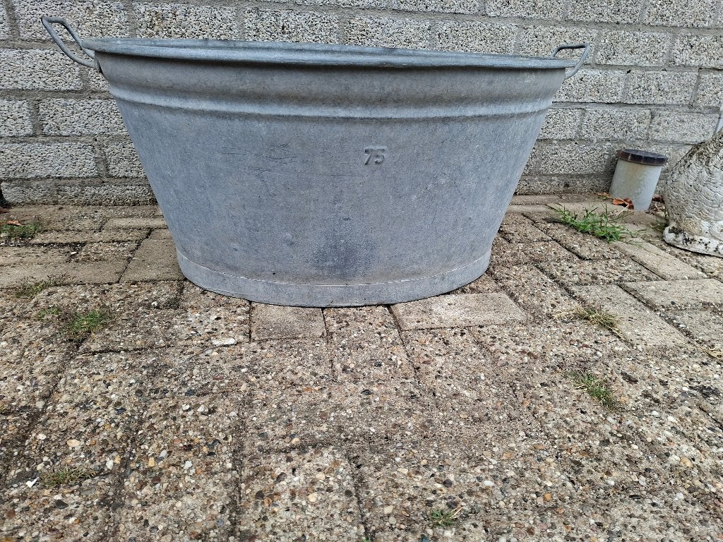 iets grote zinken teil met nr 75 erop, Tuin en Terras, Gebruikt, Rond, Ophalen of Verzenden, Binnen