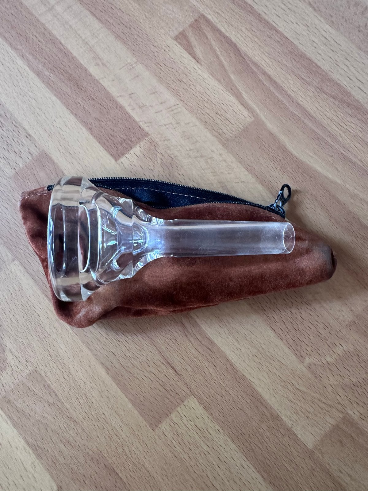 Glazen mondstuk voor bas met etui, Ophalen of Verzenden, Zo goed als nieuw, Overige typen