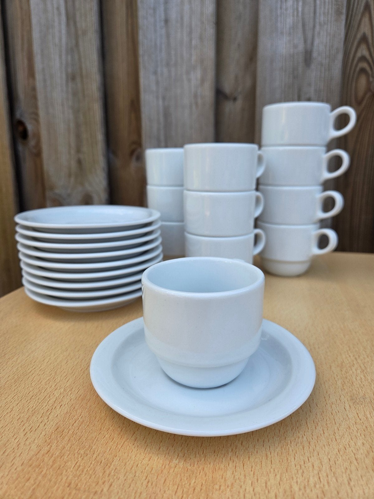 10 Intermezzo koffiekopjes met schotels – 150 ml, Ophalen, Overige stijlen, Kop(pen) en/of Schotel(s)