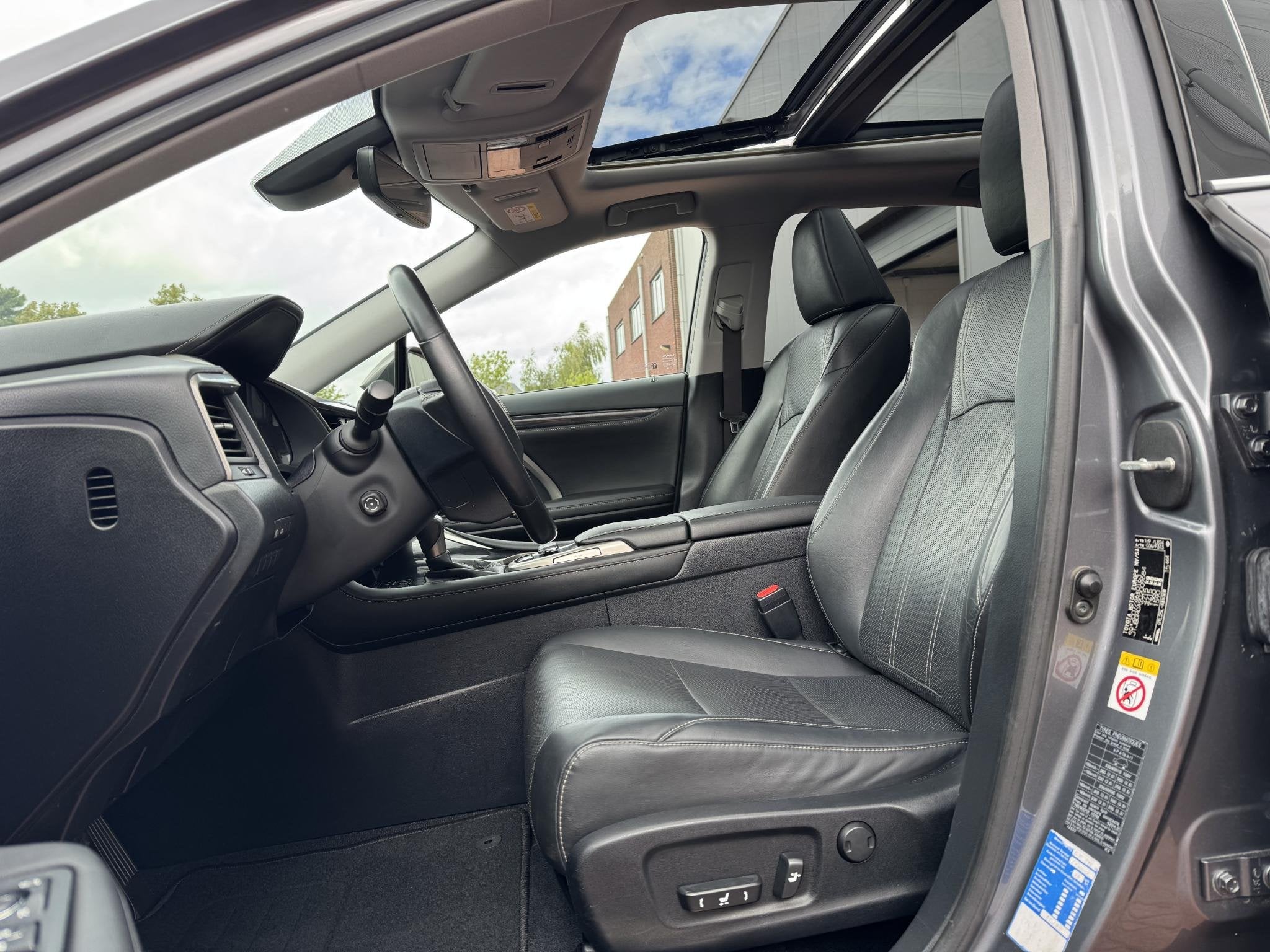 Lexus RX 450h 4WD Luxury *Unieke KM* Panorama dak, Auto's, Automaat, Euro 5, Gebruikt, Leder